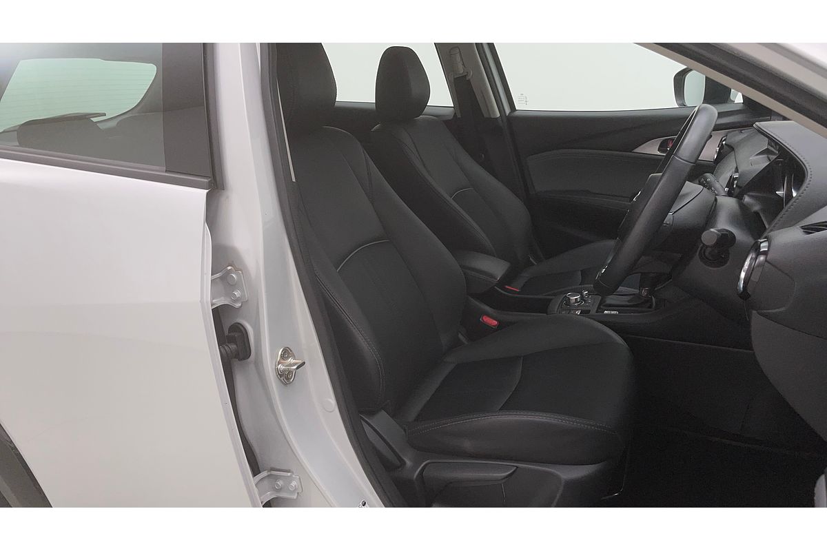2023 Mazda CX-3 sTouring DK