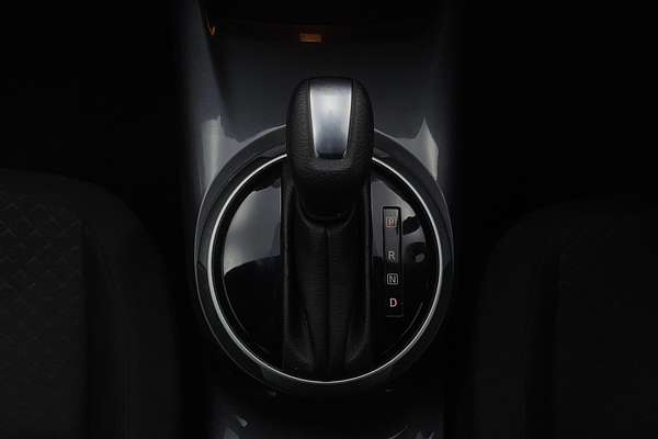 2021 Nissan JUKE ST F16