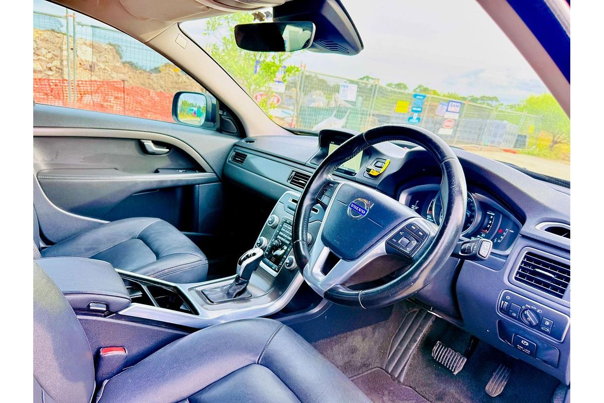 2015 Volvo XC70 D5 Luxury