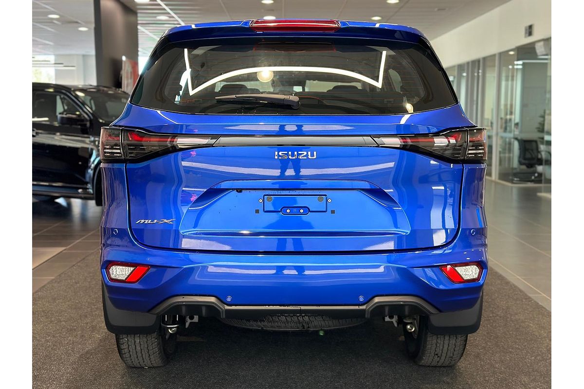 2025 Isuzu MU-X LS-M