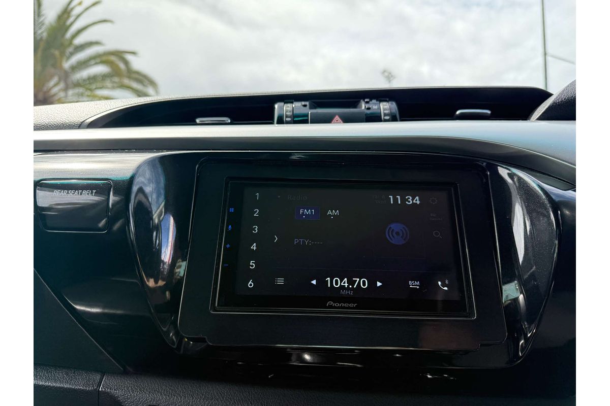 2018 Toyota Hilux SR5 GUN126R 4X4