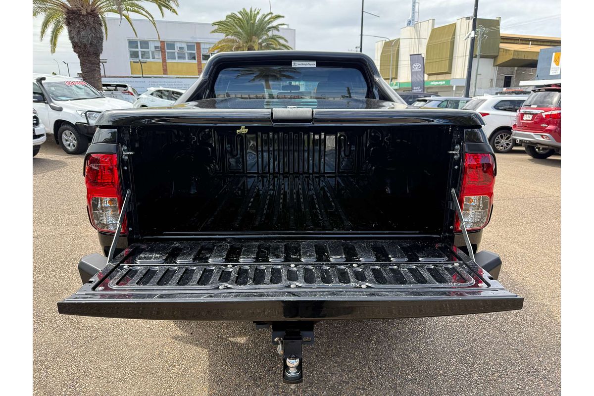 2018 Toyota Hilux SR5 GUN126R 4X4