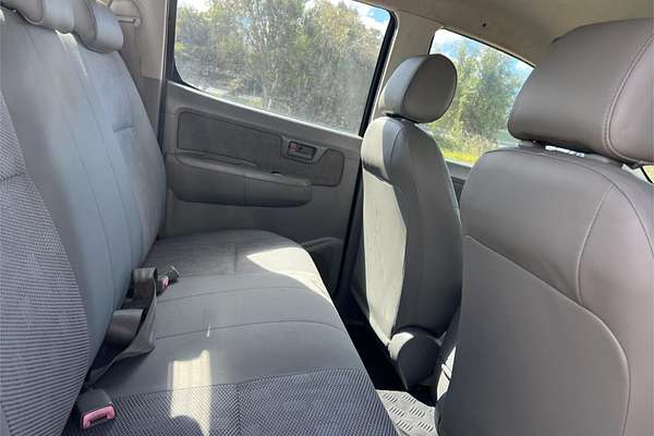 2007 Toyota Hilux SR GGN25R 4X4