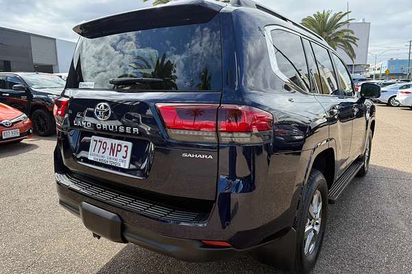 2021 Toyota Landcruiser Sahara FJA300R