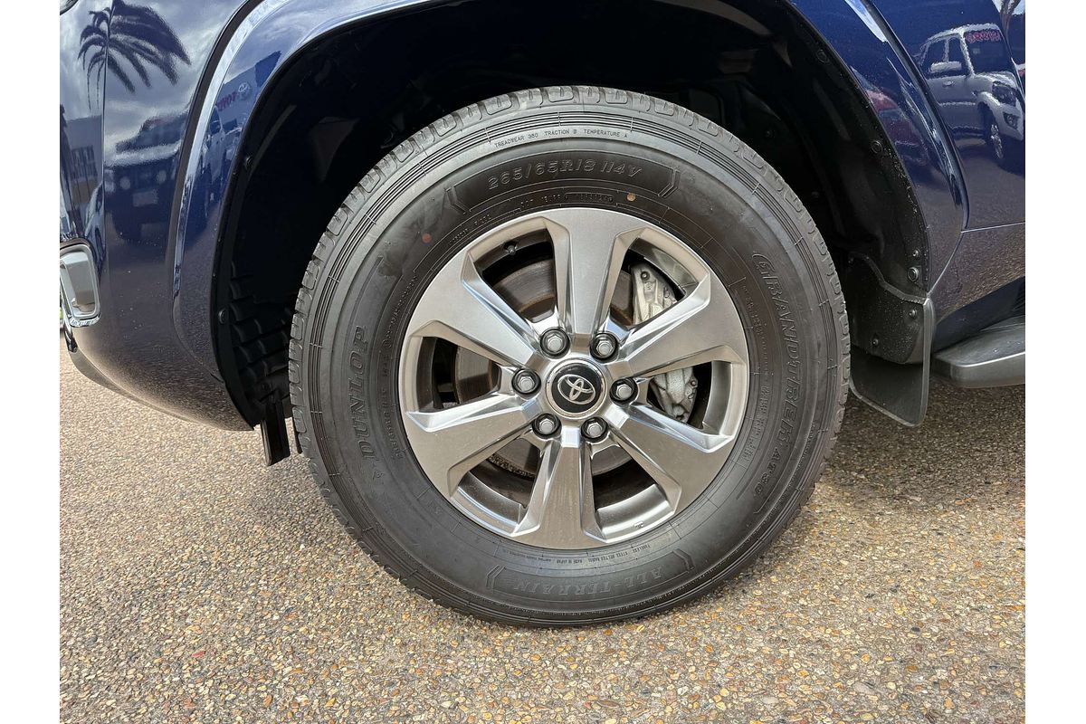 2021 Toyota Landcruiser Sahara FJA300R