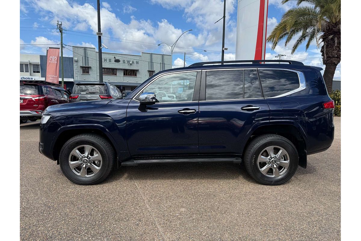 2021 Toyota Landcruiser Sahara FJA300R