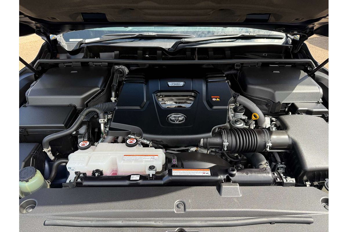 2021 Toyota Landcruiser Sahara FJA300R