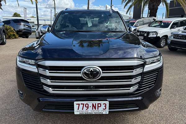 2021 Toyota Landcruiser Sahara FJA300R