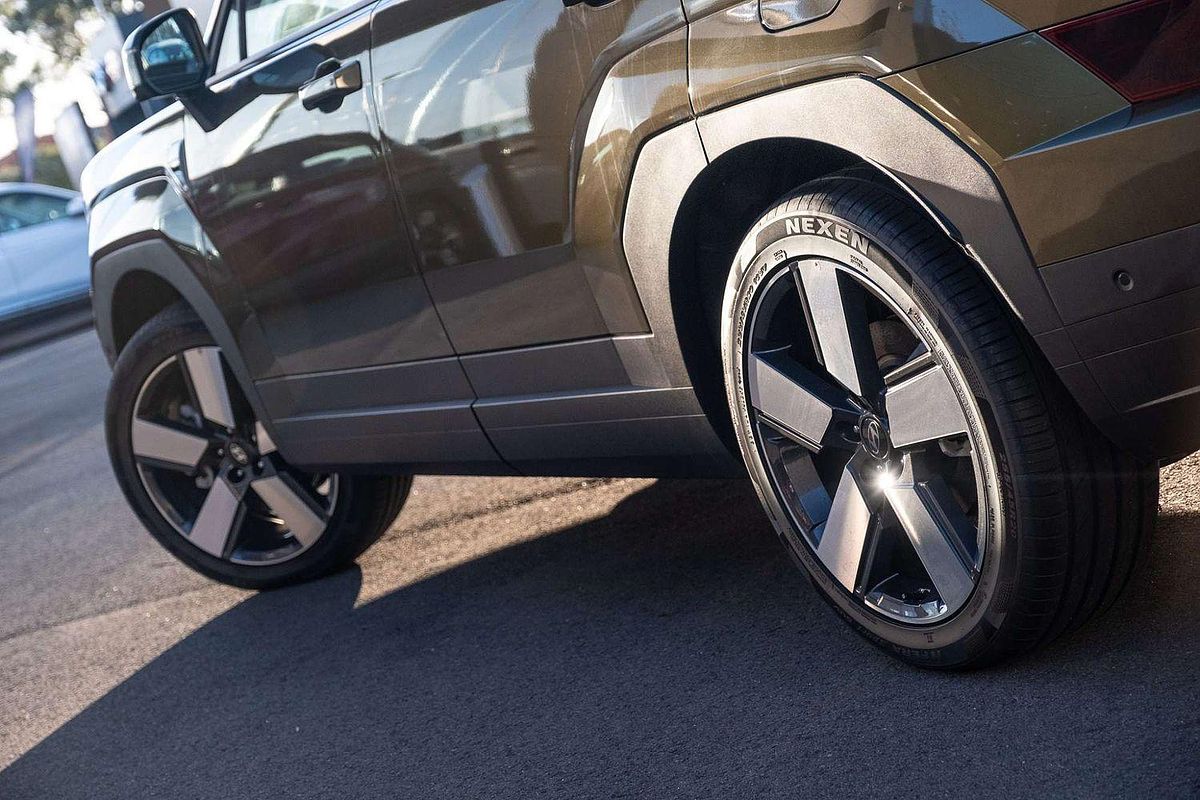 2024 Hyundai Santa Fe MX5.V1