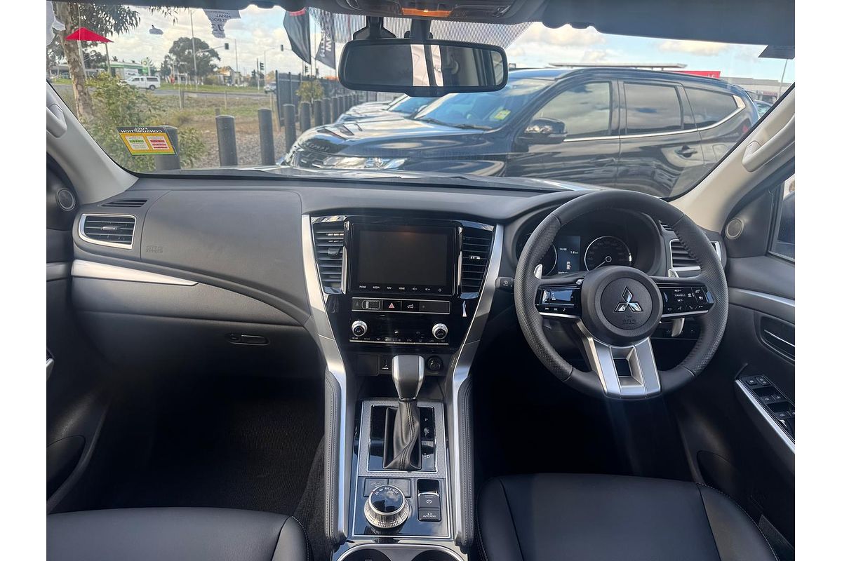 2024 Mitsubishi Pajero Sport GLS QG