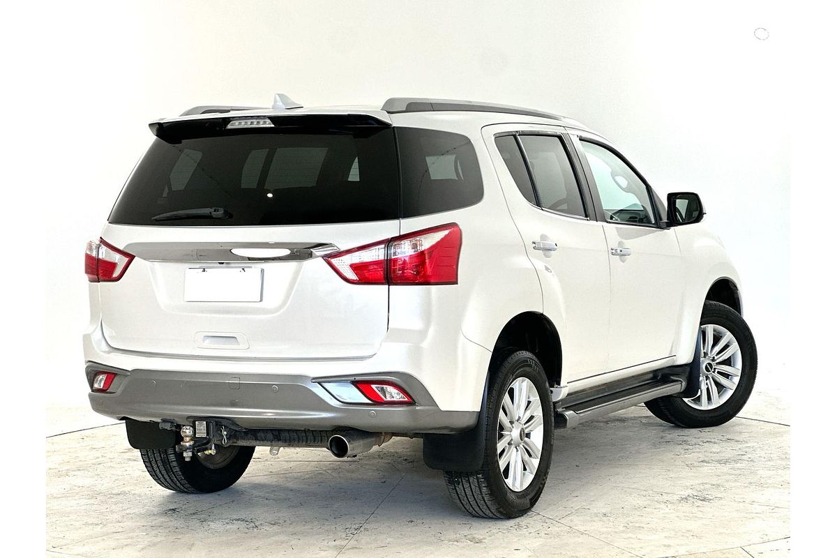 2017 Isuzu MU-X LS-T