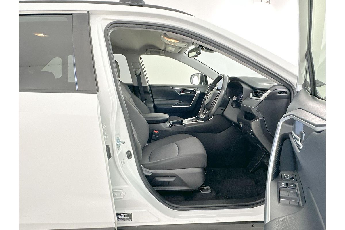 2021 Toyota RAV4 GXL AXAH52R
