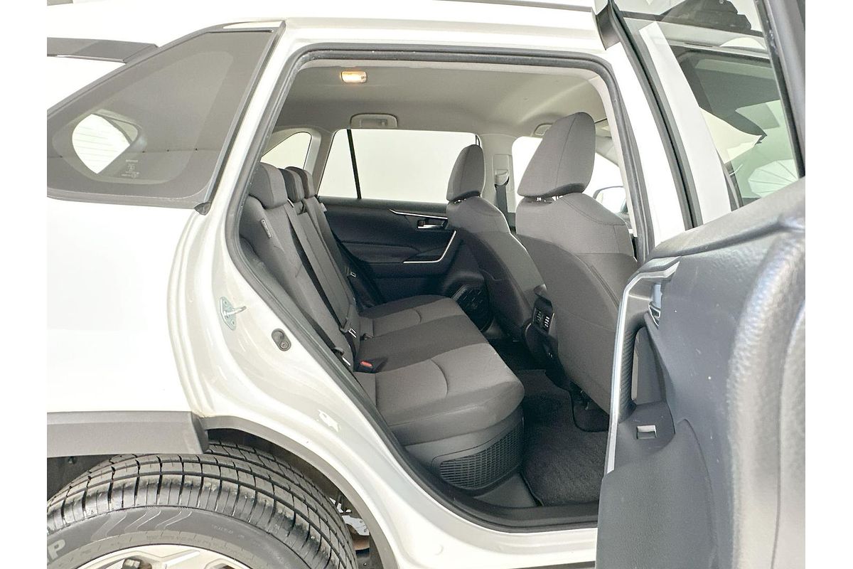 2021 Toyota RAV4 GXL AXAH52R