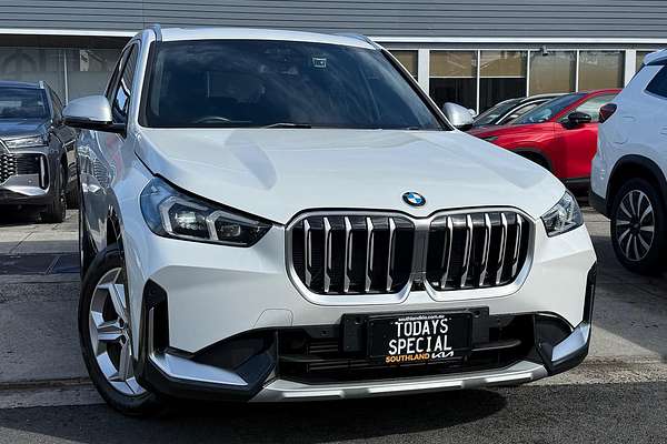2023 BMW X1 sDrive18i U11