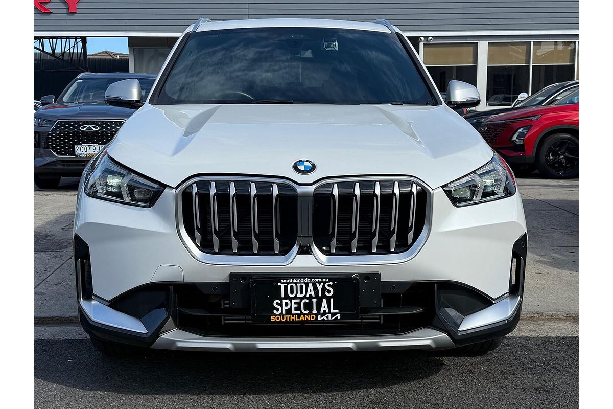 2023 BMW X1 sDrive18i U11
