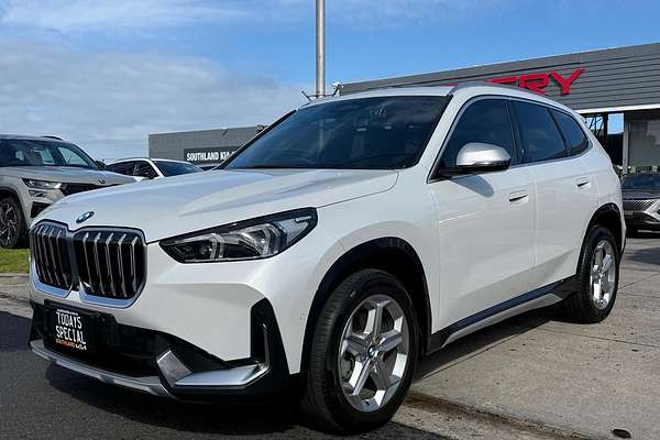 2023 BMW X1 sDrive18i U11