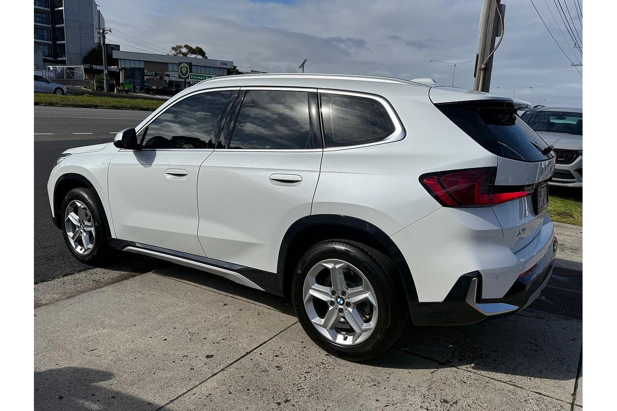 2023 BMW X1 sDrive18i U11