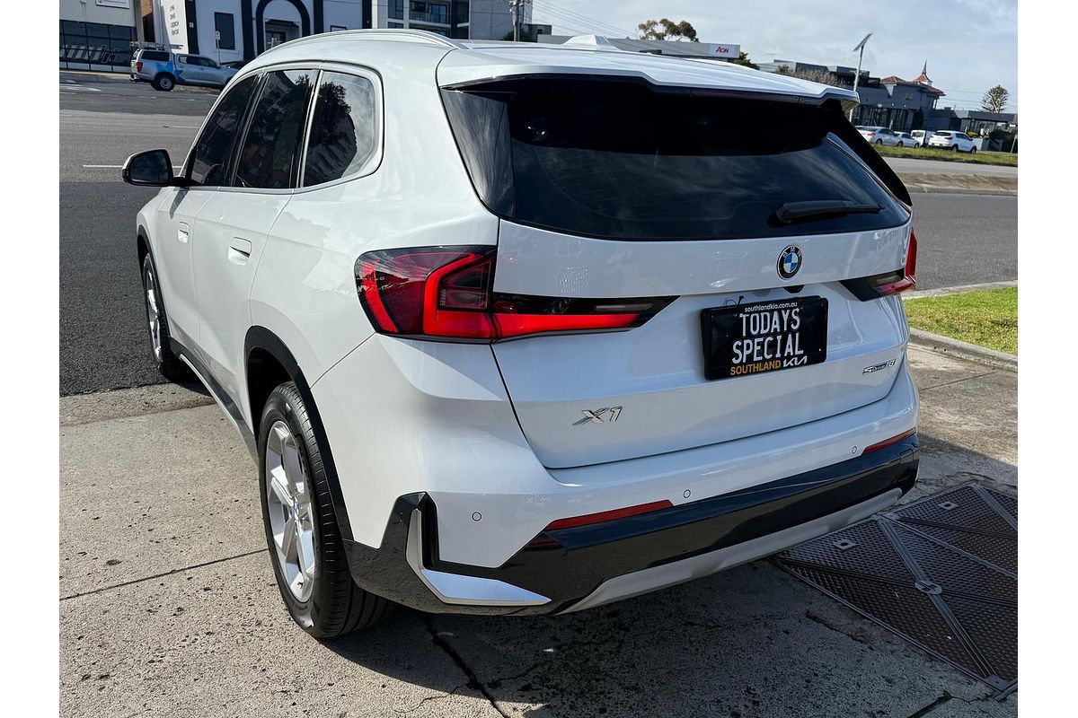2023 BMW X1 sDrive18i U11