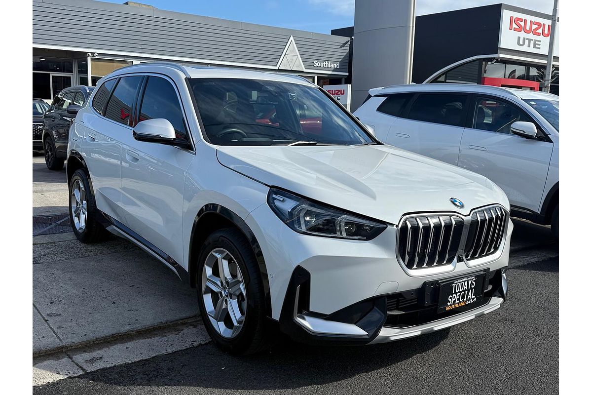 2023 BMW X1 sDrive18i U11