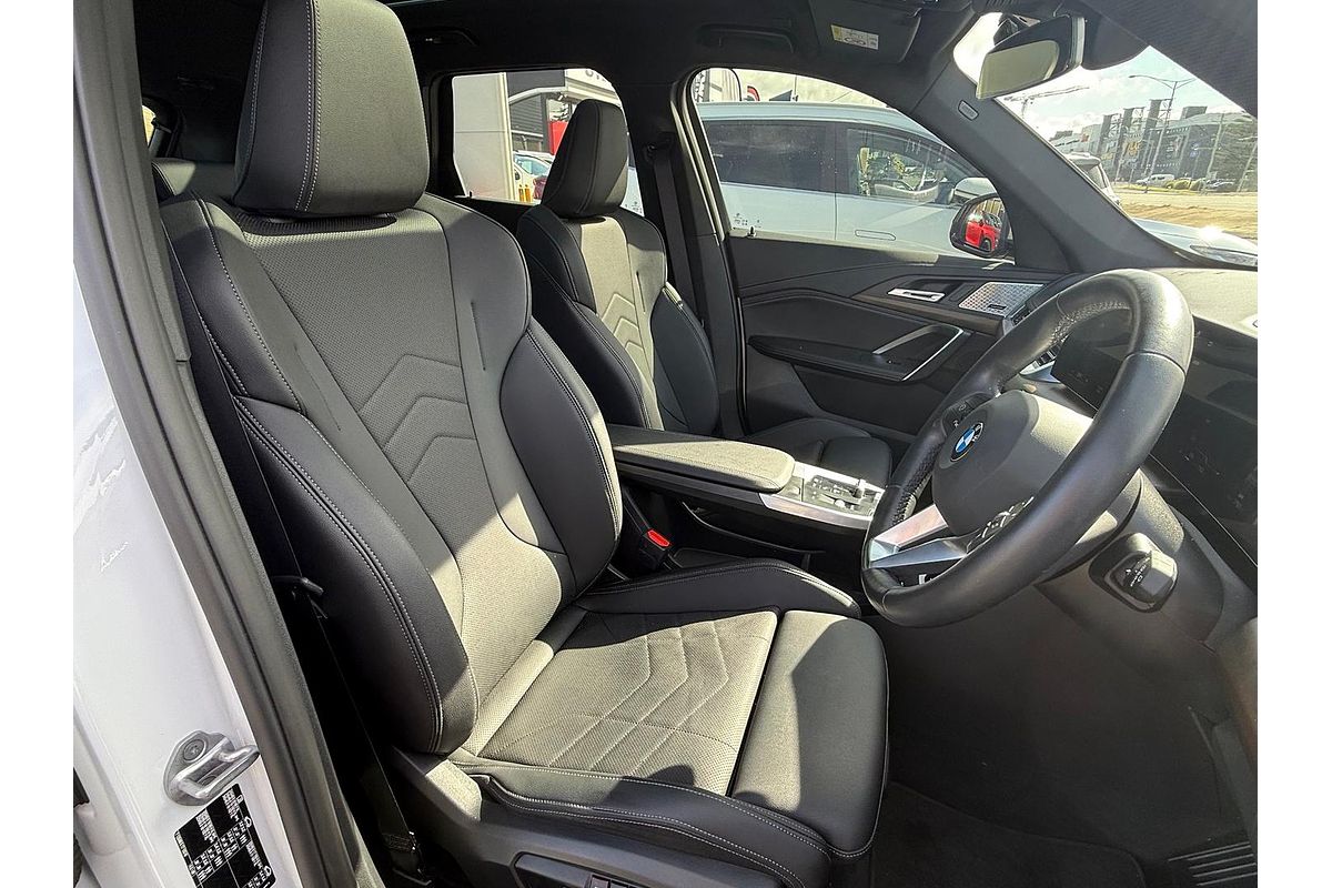 2023 BMW X1 sDrive18i U11