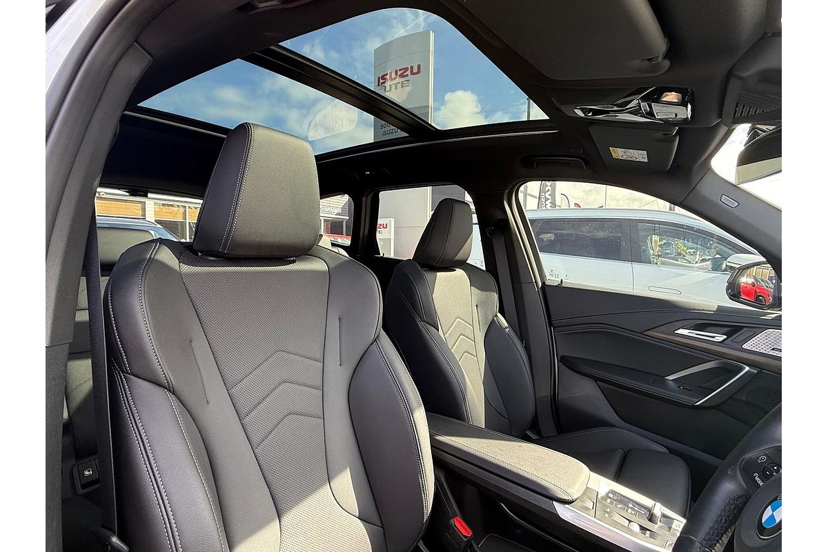 2023 BMW X1 sDrive18i U11