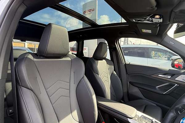 2023 BMW X1 sDrive18i U11