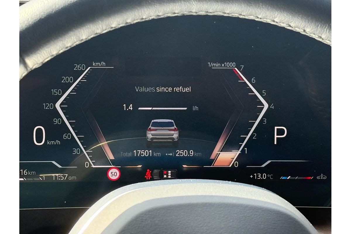 2023 BMW X1 sDrive18i U11