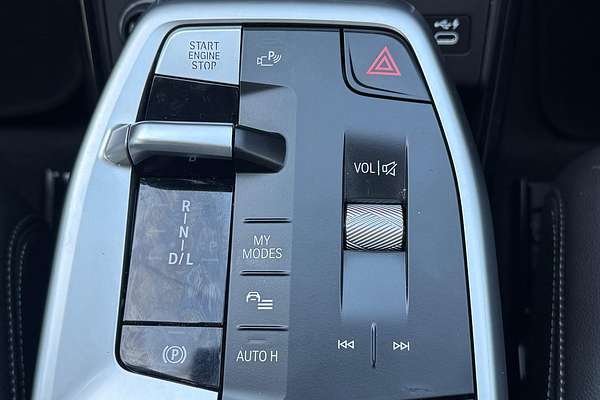 2023 BMW X1 sDrive18i U11