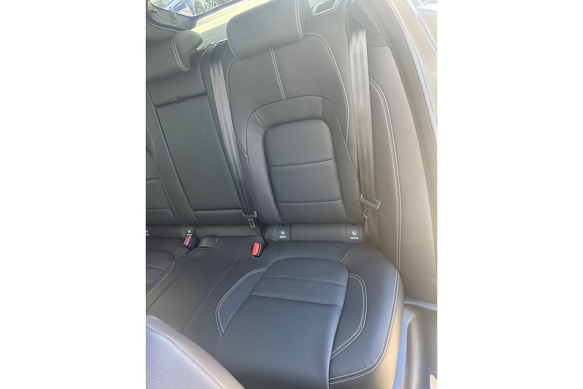 2024 Jaguar F-PACE P250 R-Dynamic SE X761