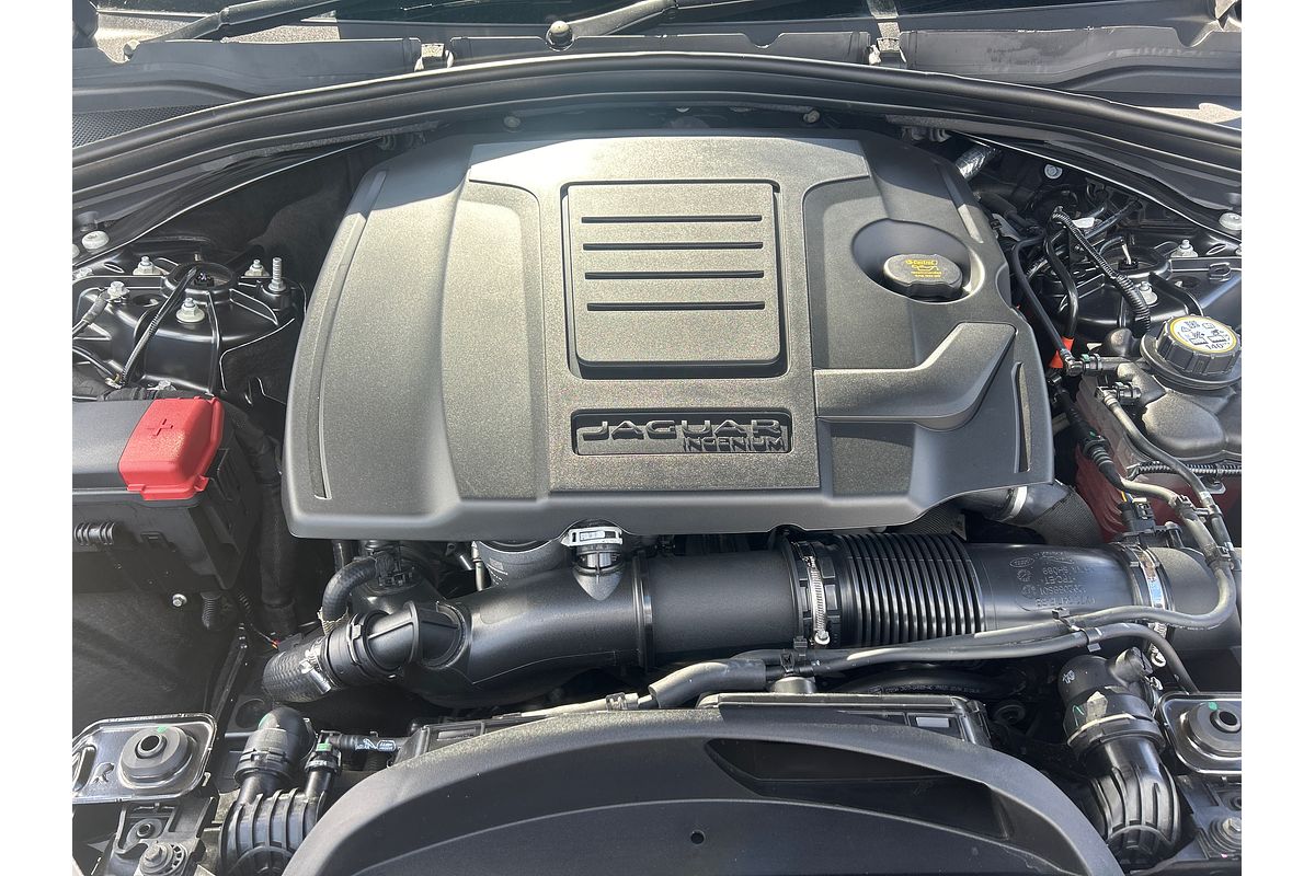 2024 Jaguar F-PACE P250 R-Dynamic SE X761