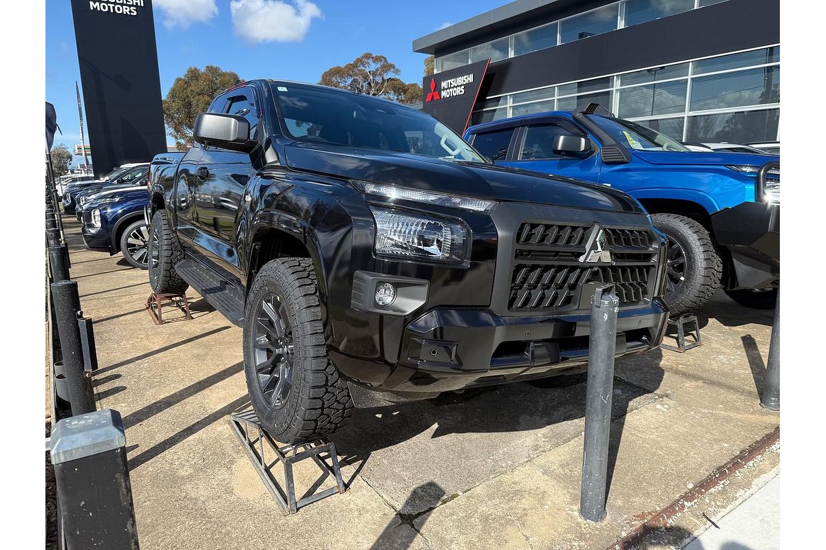2025 Mitsubishi Triton GLX+ MV 4X4