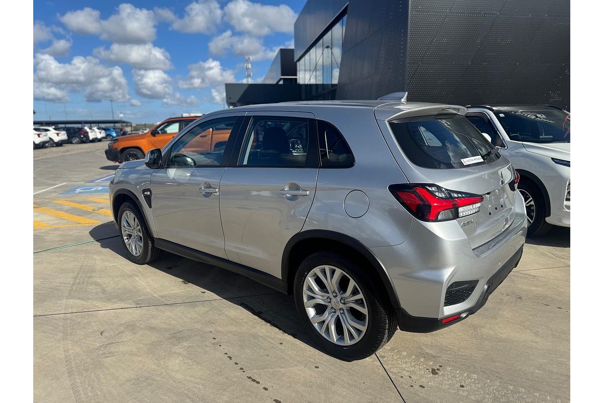 2025 Mitsubishi ASX ES XD