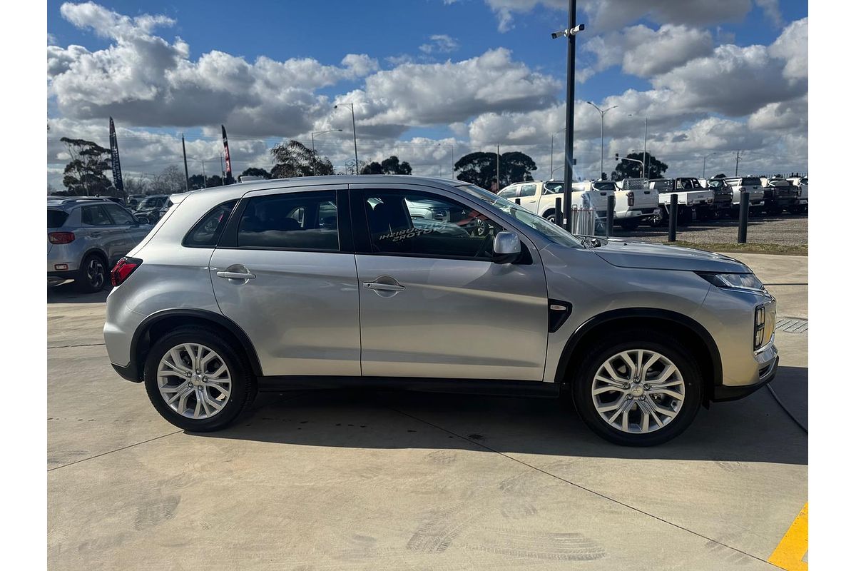 2025 Mitsubishi ASX ES XD