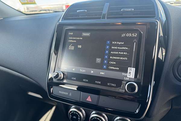 2025 Mitsubishi ASX ES XD