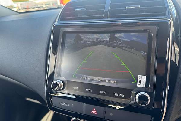 2025 Mitsubishi ASX ES XD