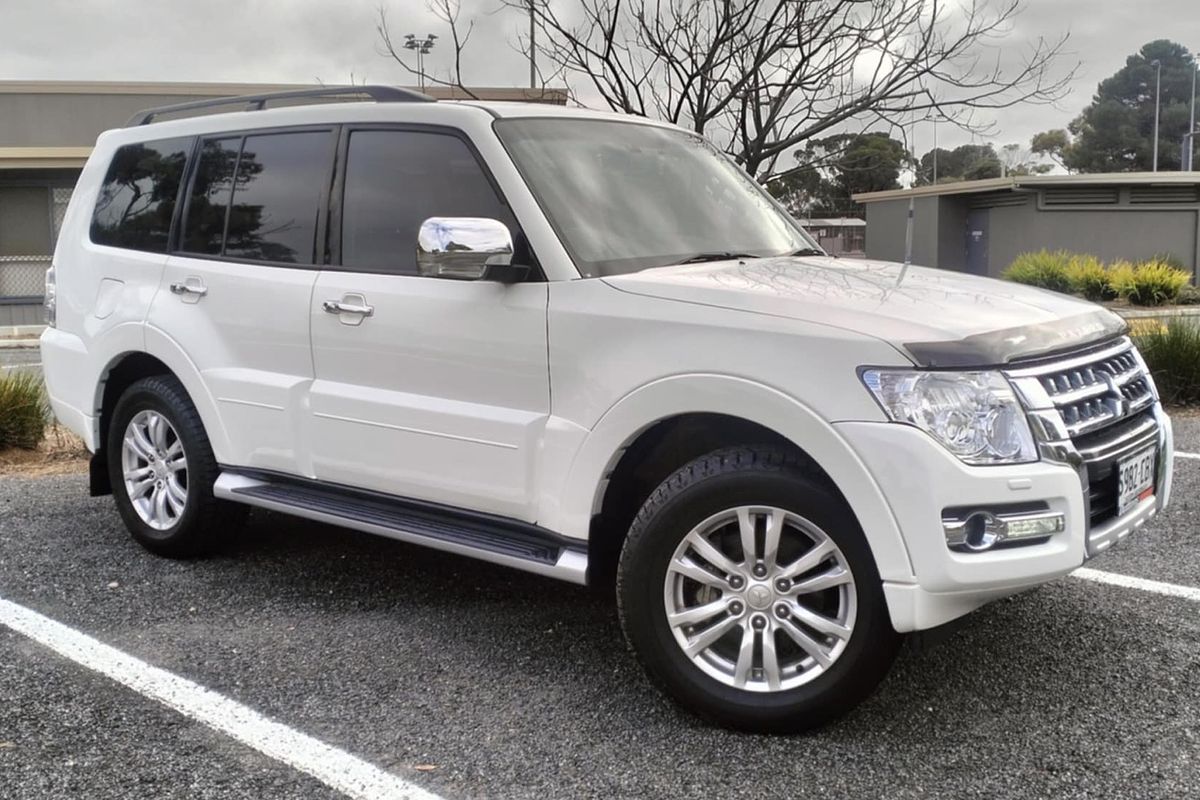 2019 Mitsubishi Pajero GLS NX