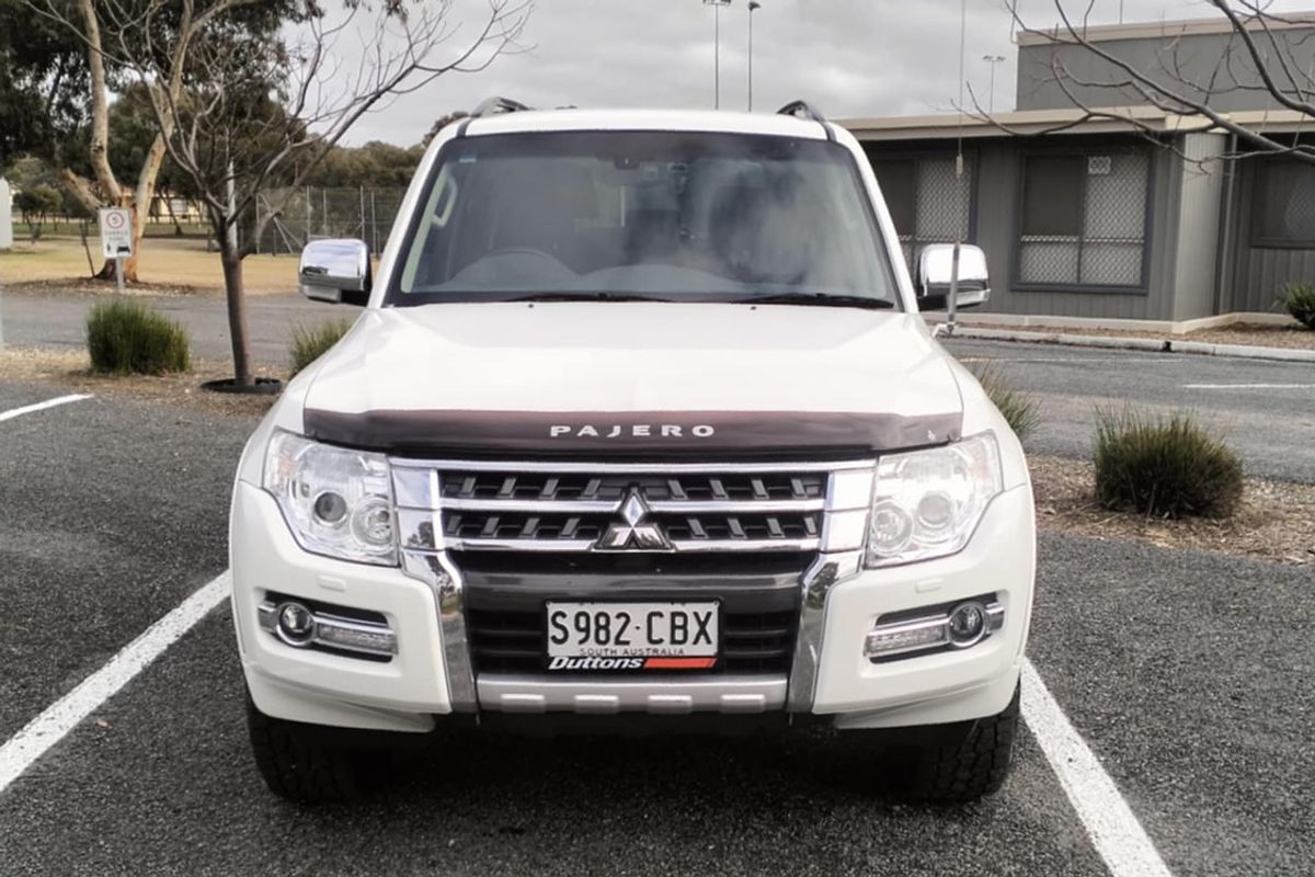 2019 Mitsubishi Pajero GLS NX