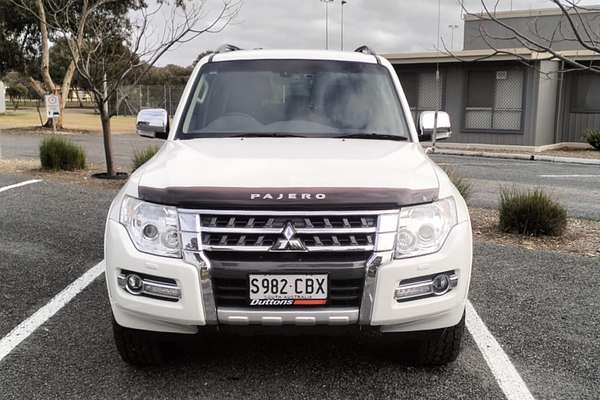 2019 Mitsubishi Pajero GLS NX