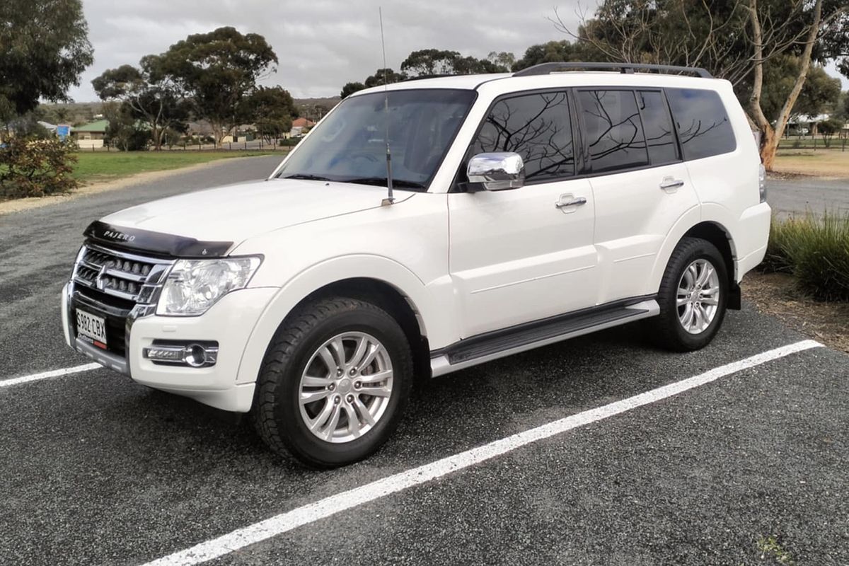 2019 Mitsubishi Pajero GLS NX