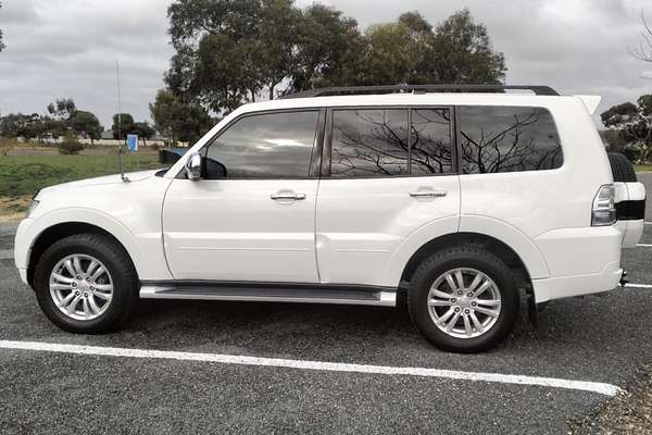 2019 Mitsubishi Pajero GLS NX