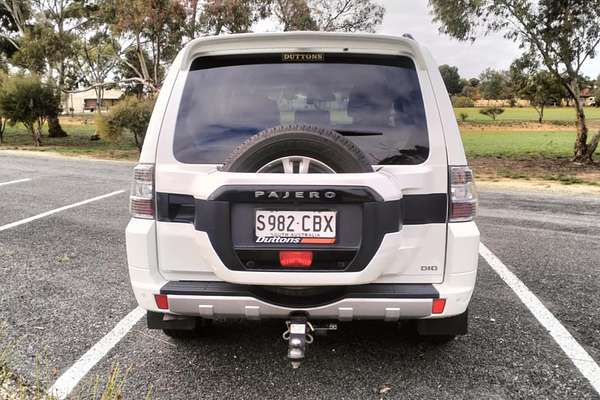 2019 Mitsubishi Pajero GLS NX