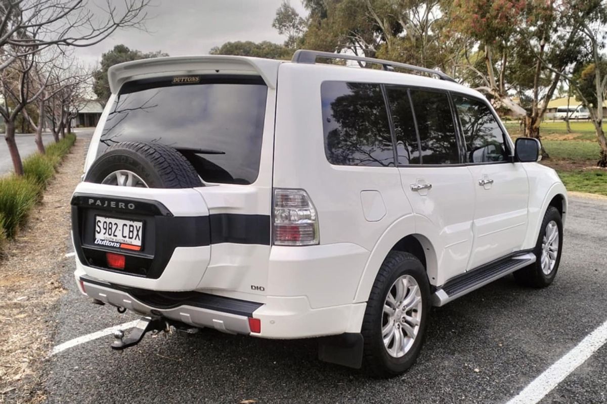 2019 Mitsubishi Pajero GLS NX