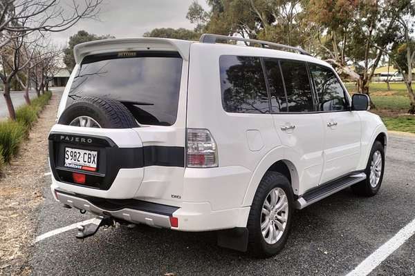 2019 Mitsubishi Pajero GLS NX
