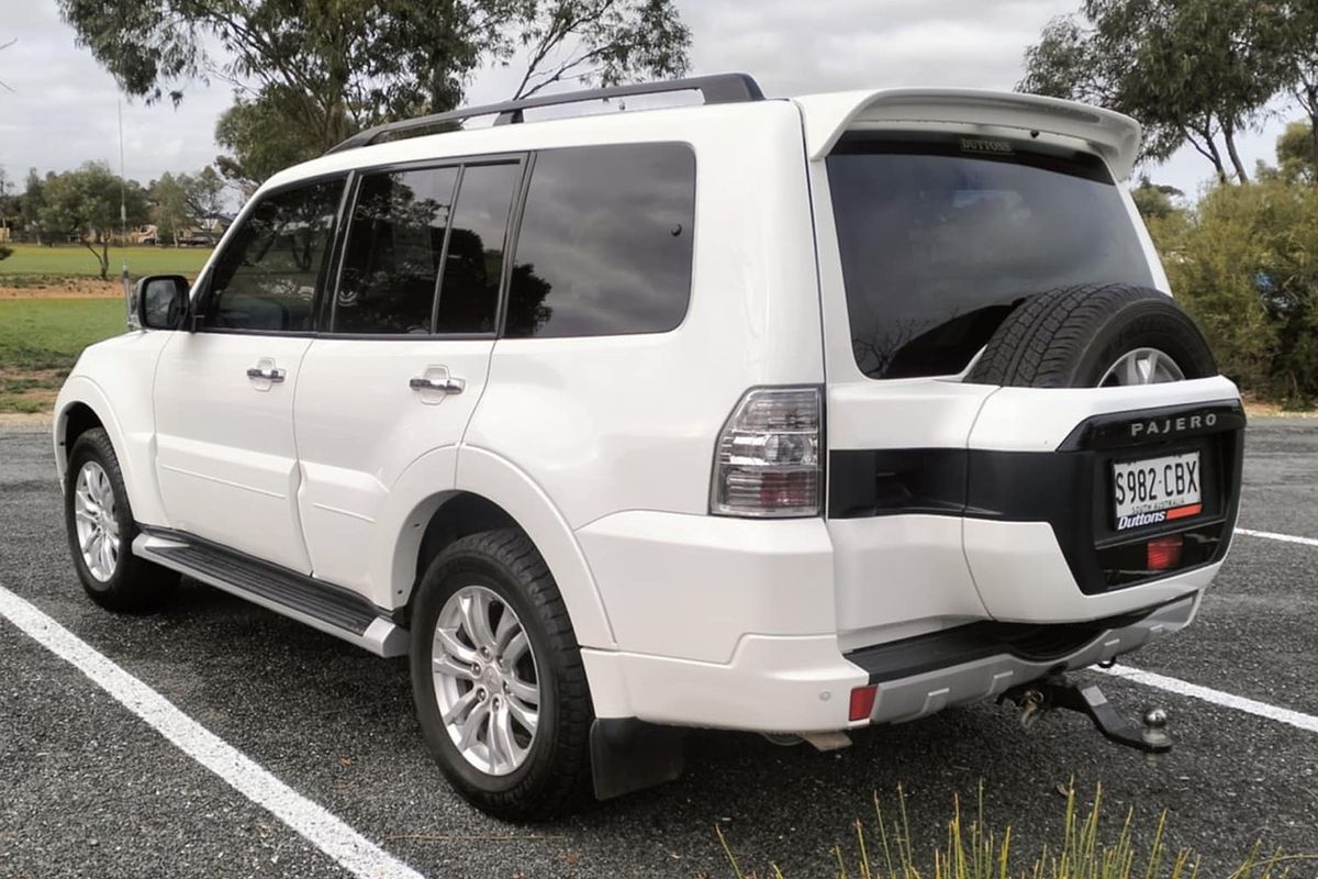 2019 Mitsubishi Pajero GLS NX