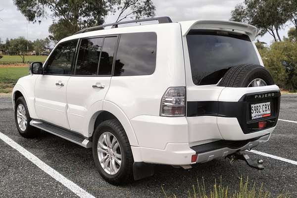 2019 Mitsubishi Pajero GLS NX