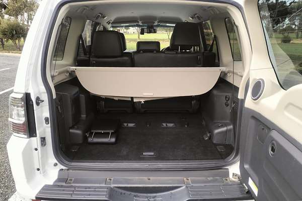 2019 Mitsubishi Pajero GLS NX