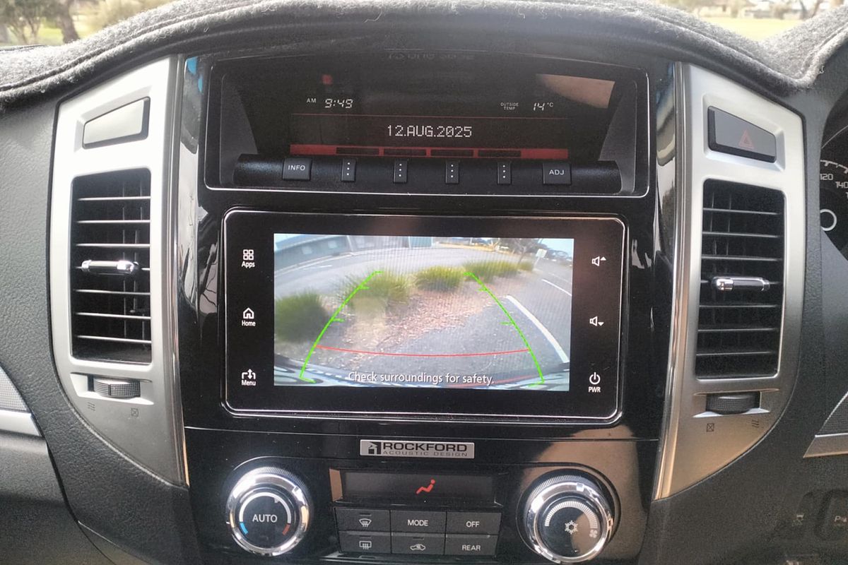 2019 Mitsubishi Pajero GLS NX