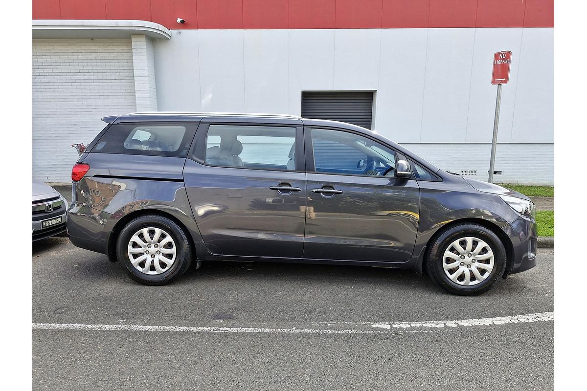 2015 Kia Carnival S YP
