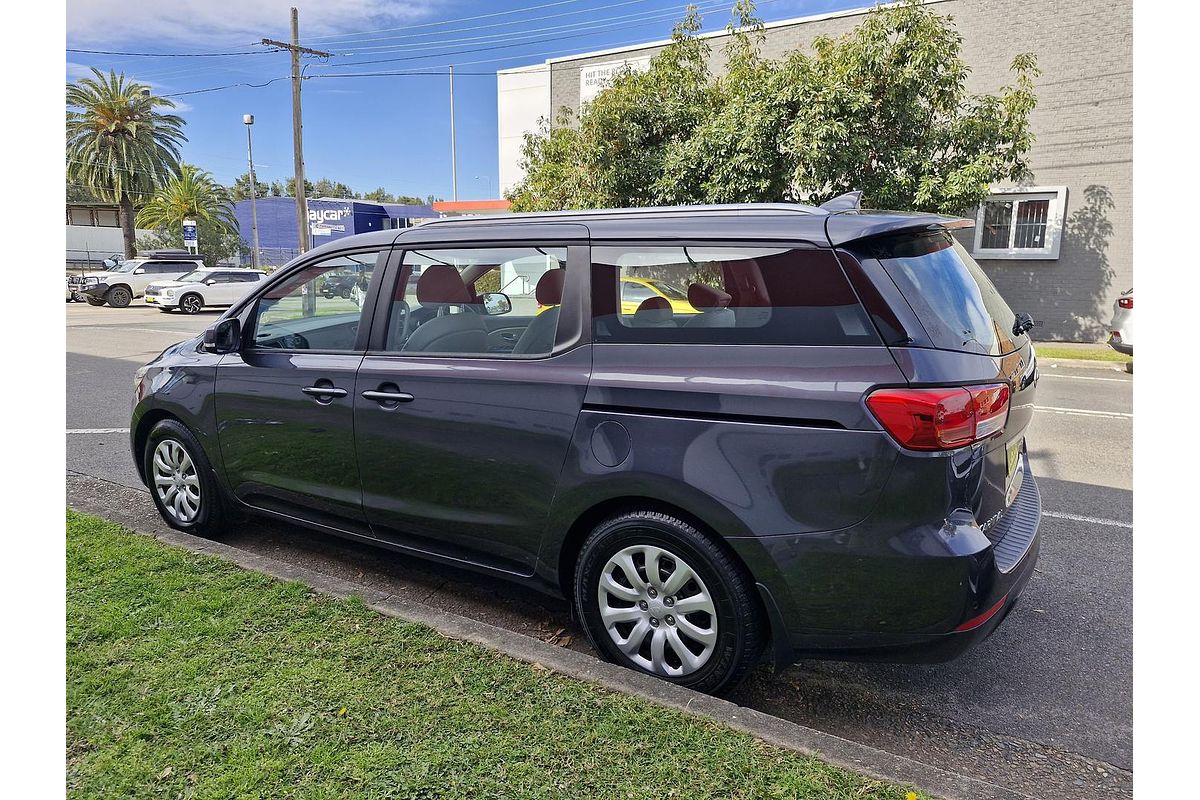 2015 Kia Carnival S YP