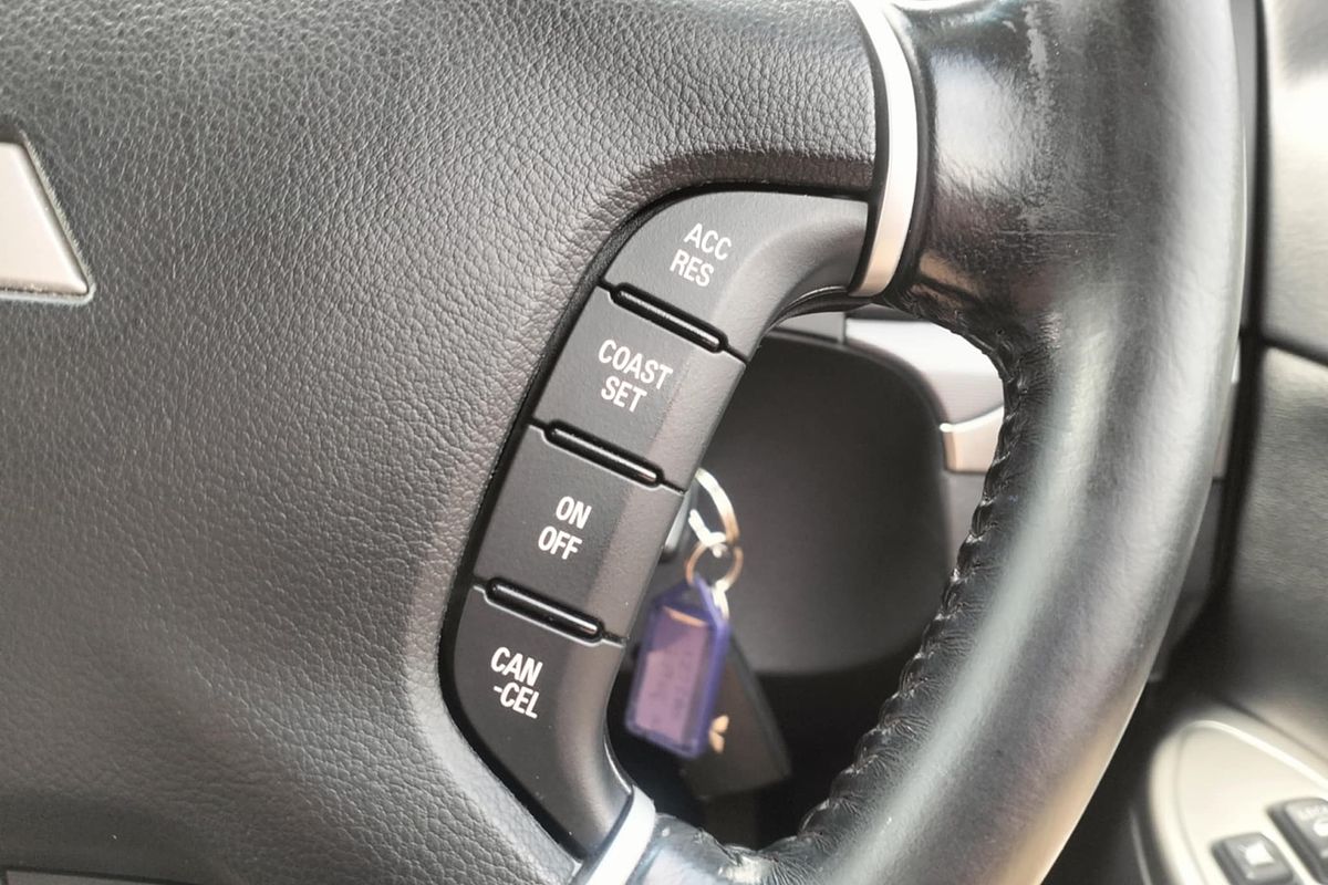 2019 Mitsubishi Pajero GLS NX